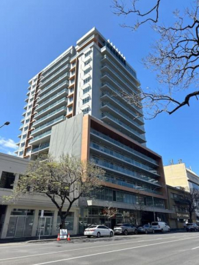Modern One Bedroom Apartment at Morphett Street